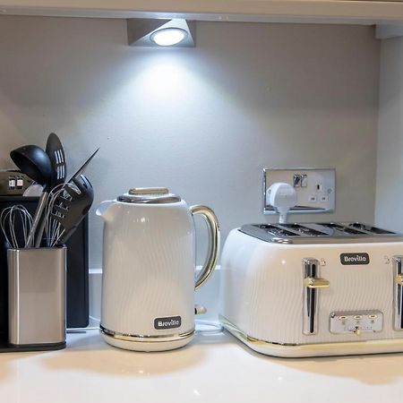 Flash Sales Offer - Any Week Day No Minimum Night Restrictions Brighton City Centre Seafront 1 Bedroom Flat Bn1Gre38 Esterno foto